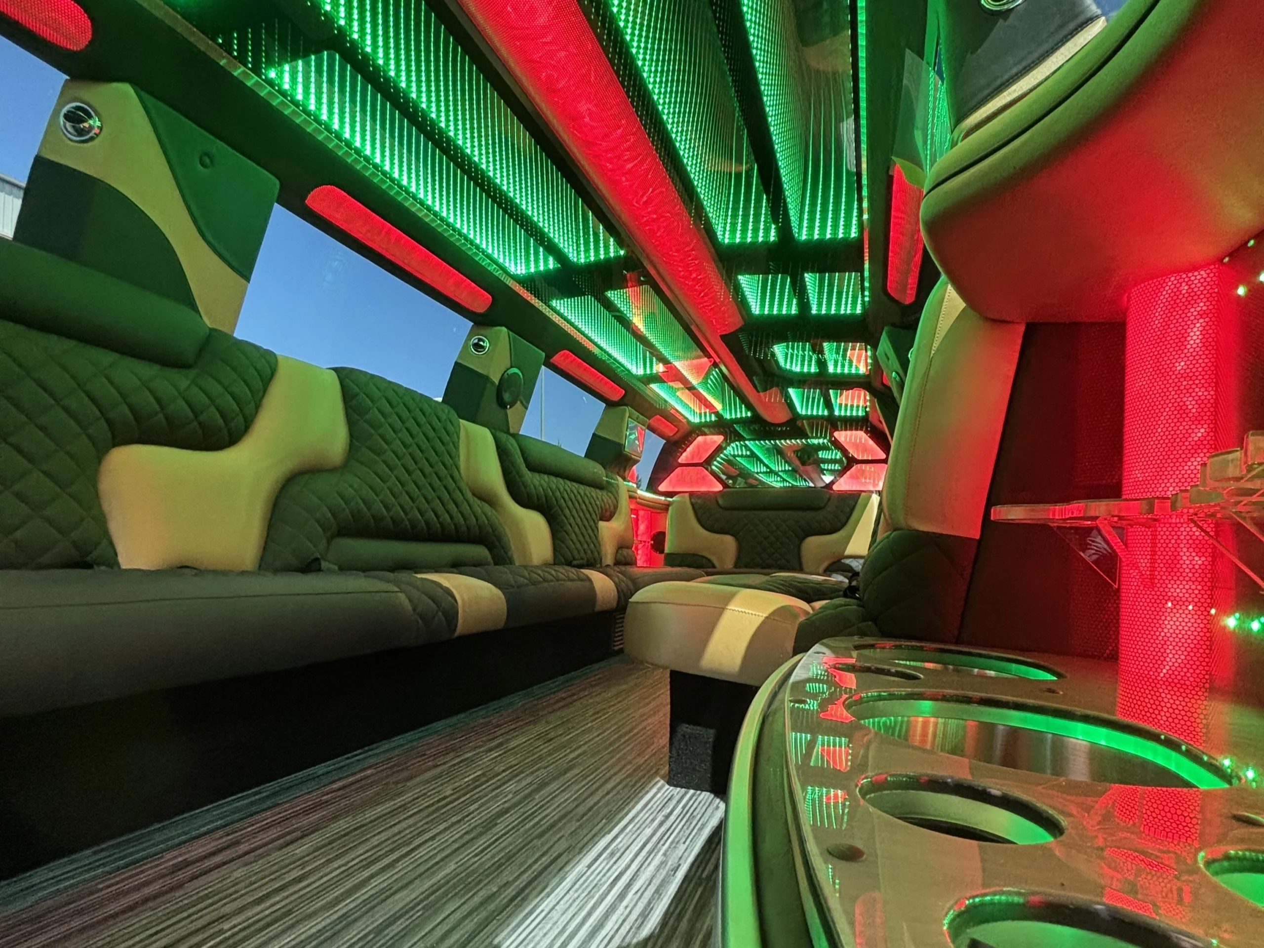 chevy-tahoe-2025-inte-2