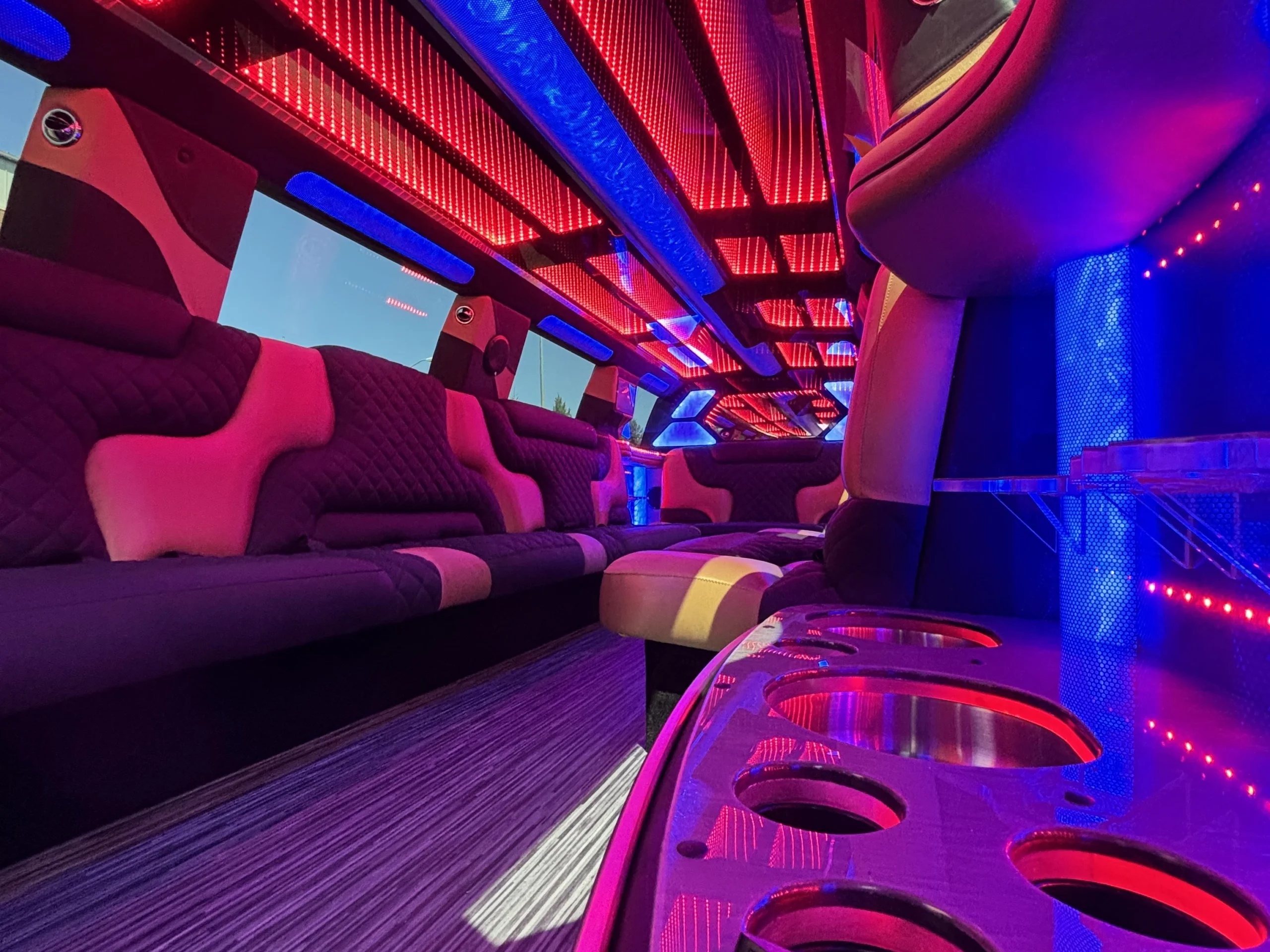 chevy-tahoe-2025-inte-3